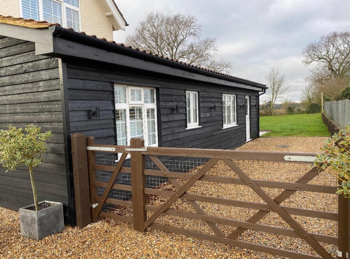 Near Woodbridge The Annexe Eyke Fantastic Views With Dog Secure Garden And Paddock Villa Exterior photo